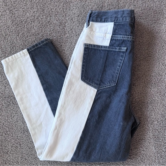 PacSun Denim - PACSUN • Women’s Two-Toned Jeans Gray and White High Rise Straight Size- 28